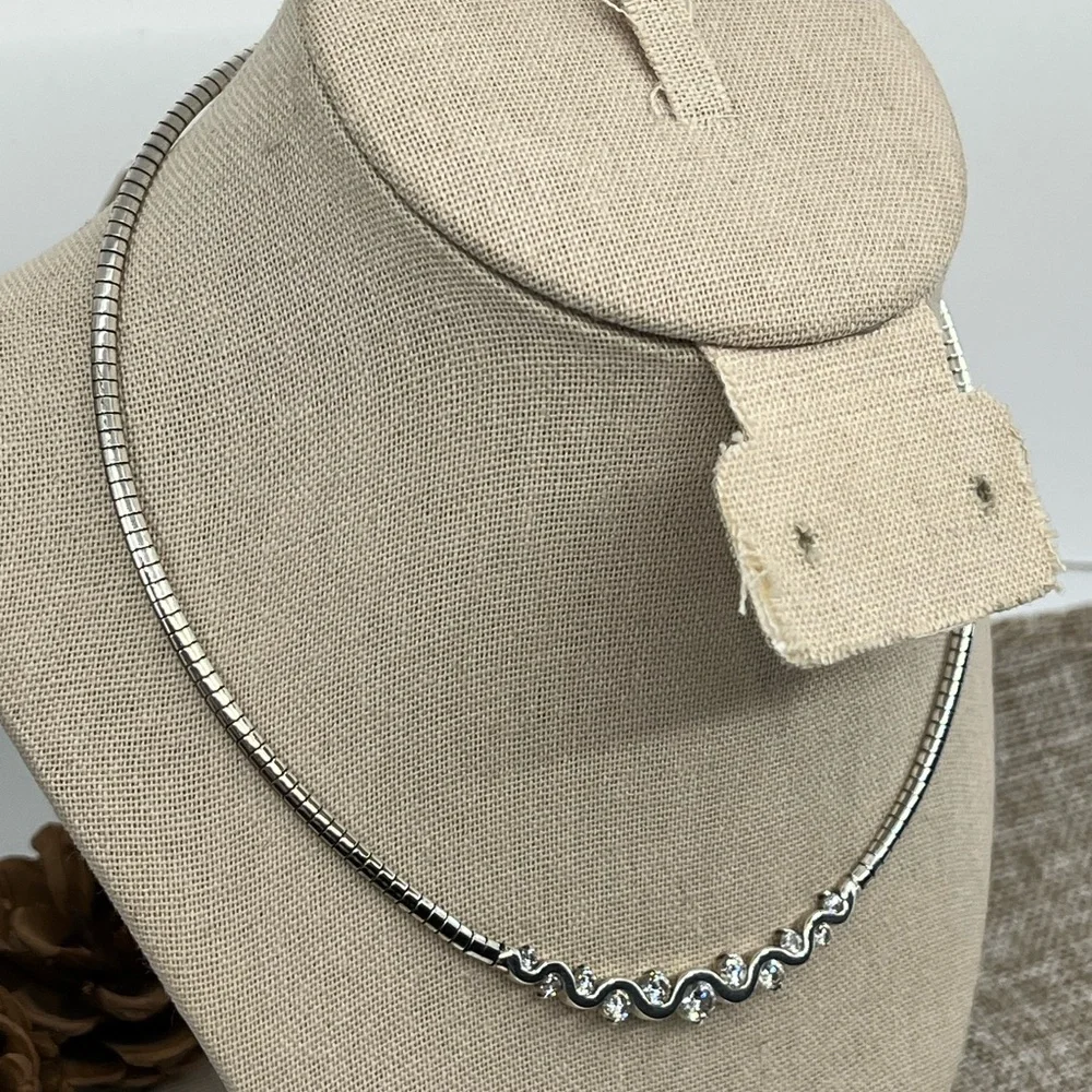 Vintage Sterling Silver CI 925 Channeled CZ Omega Collar Necklace – 16” - Picture 3 of 17